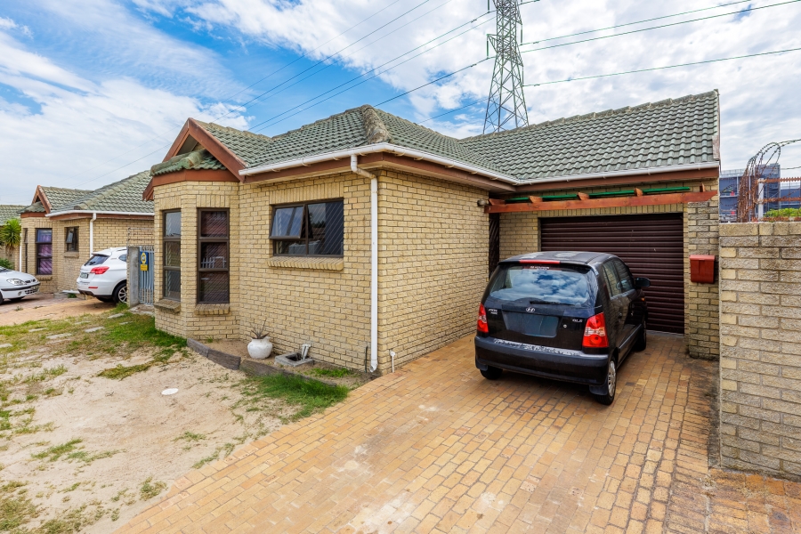 3 Bedroom Property for Sale in Soneike Western Cape